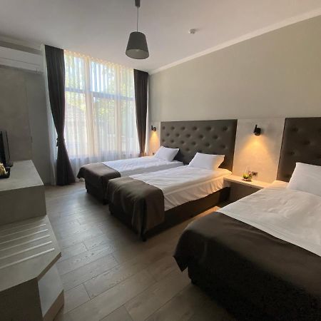 Comfort Guest Rooms Kazanlak Luaran gambar