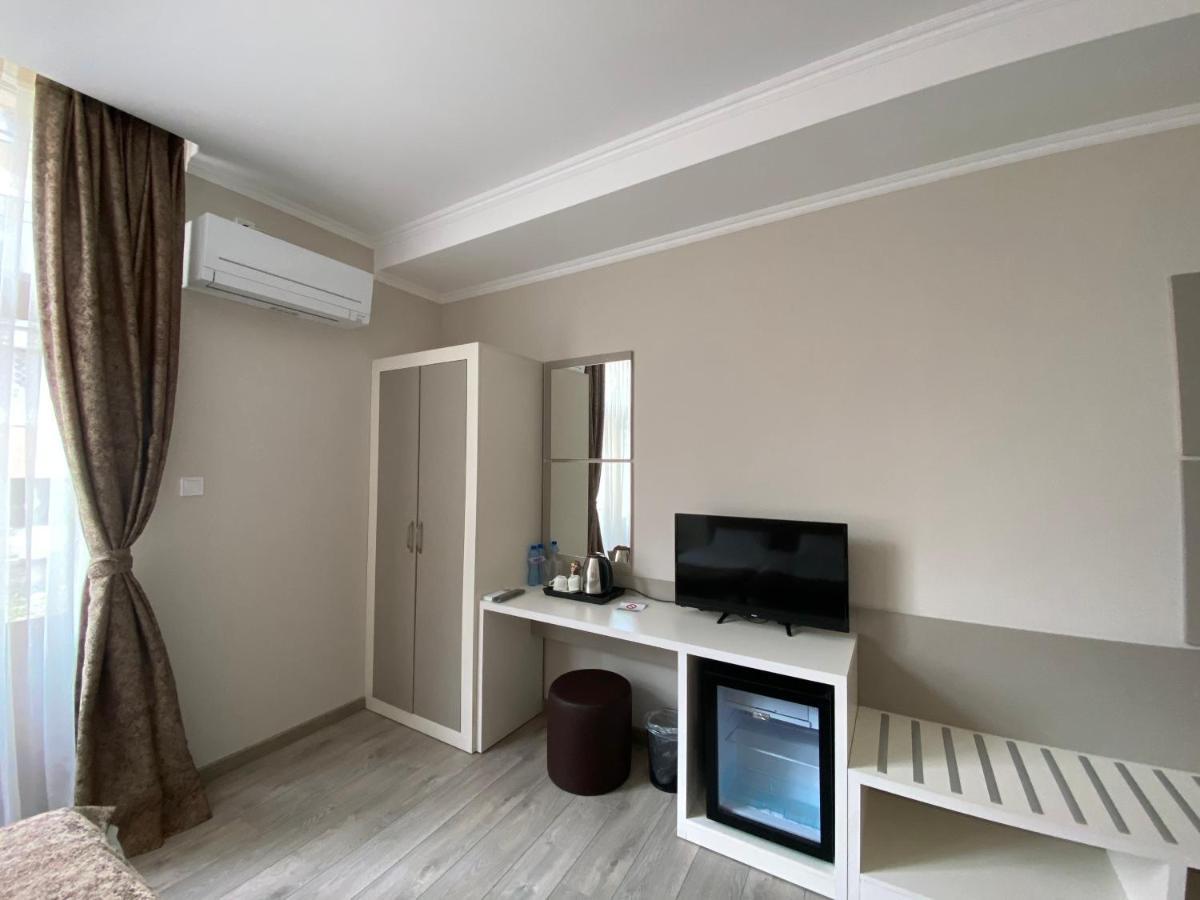 Comfort Guest Rooms Kazanlak Luaran gambar