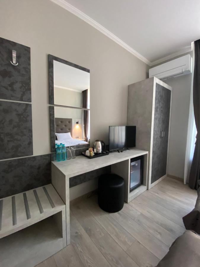 Comfort Guest Rooms Kazanlak Luaran gambar