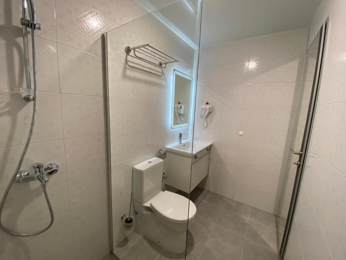 Comfort Guest Rooms Kazanlak Luaran gambar