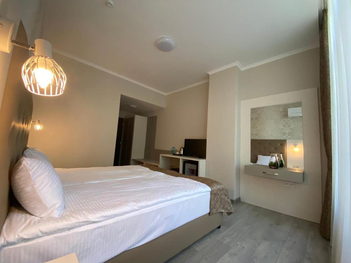 Comfort Guest Rooms Kazanlak Luaran gambar