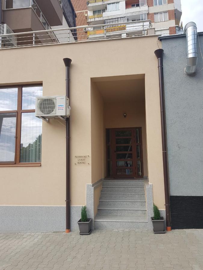Comfort Guest Rooms Kazanlak Luaran gambar